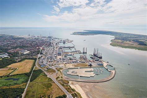 esbjerg havn job|Administrativ medarbejder til Esbjerg Havn 